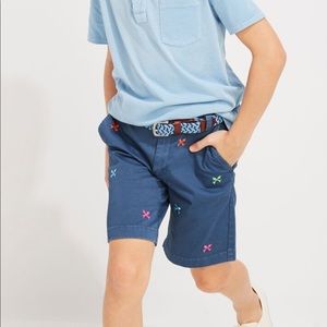 Boys Vineyard Vines crossed fishbone breaker short